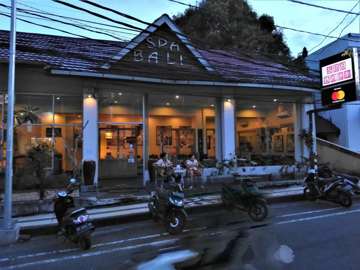 Villa Made West Seminyak  Exterior photo